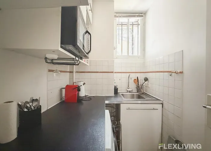 Charming 1-bedroom In A Cultural & Vibrant Neighborhood * Париж