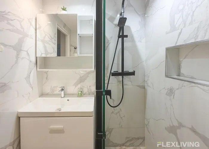 Апартаменты Charming 1-bedroom In A Cultural & Vibrant Neighborhood