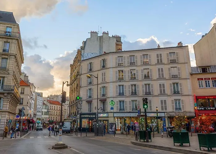 Апартаменты Charming 1-bedroom In A Cultural & Vibrant Neighborhood *