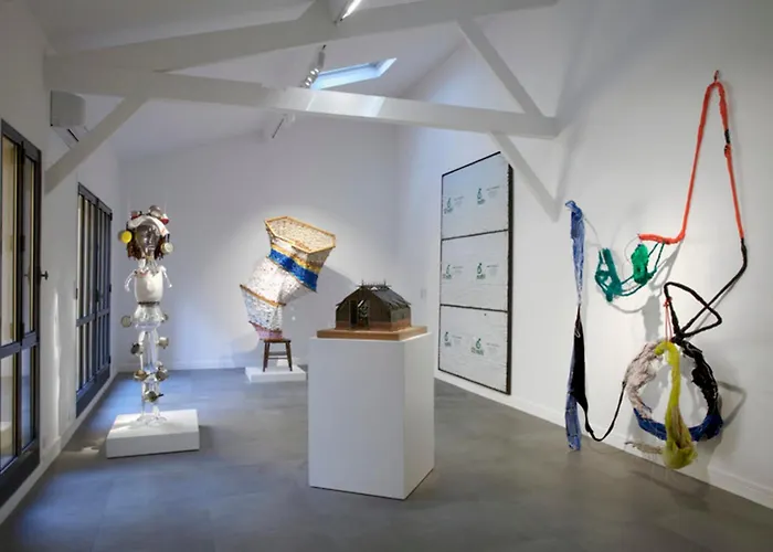 Апартаменты Charming 1-bedroom In A Cultural & Vibrant Neighborhood Париж